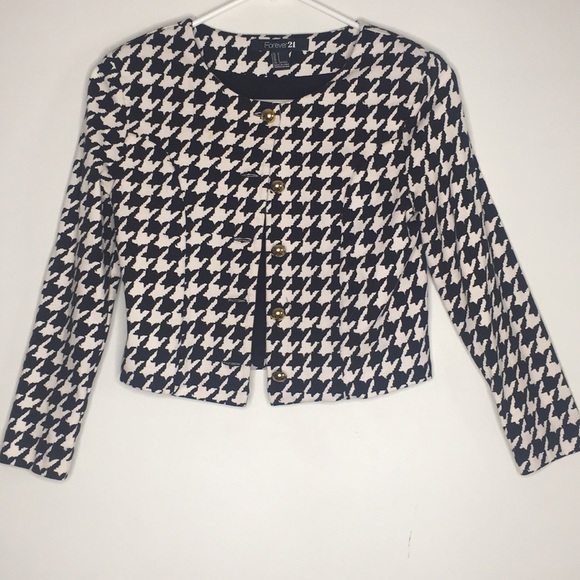 Forever 21 Sweaters - Houndstooth cropped cardigan Forever 21 Sweaters - Houndstooth cropped cardigan